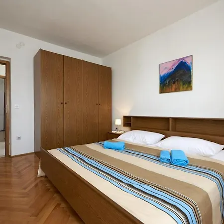 Vjera Apartment