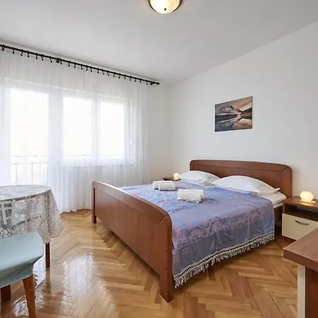 Vjera Apartment *
