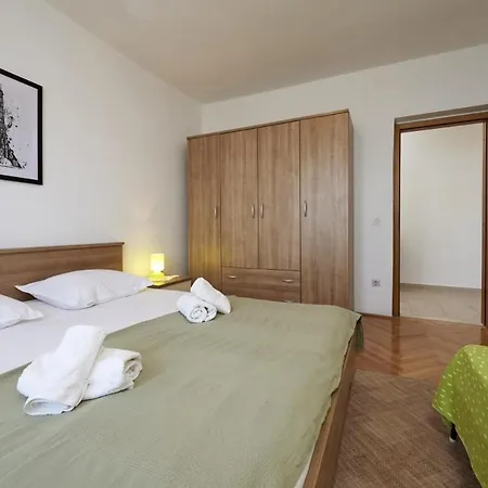 Vjera Apartment